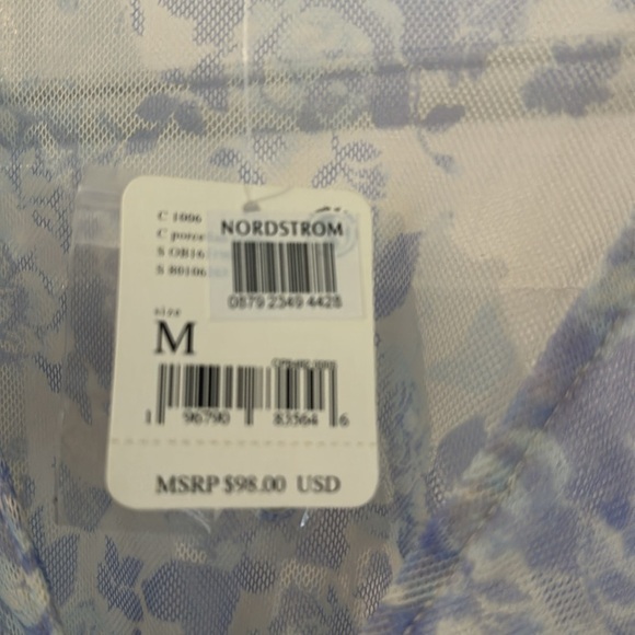 NWT Women’s Free People Blue & White Floral Cropped Sugar Top Size Medium - Picture 6 of 9